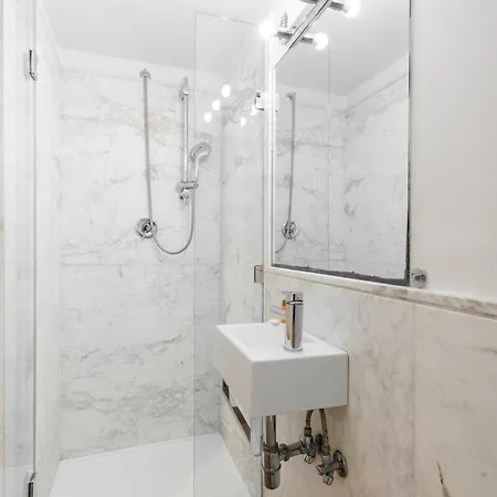 Loft Via Della Scala With Terrace