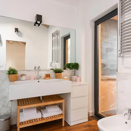 Loft Via Della Scala With Terrace