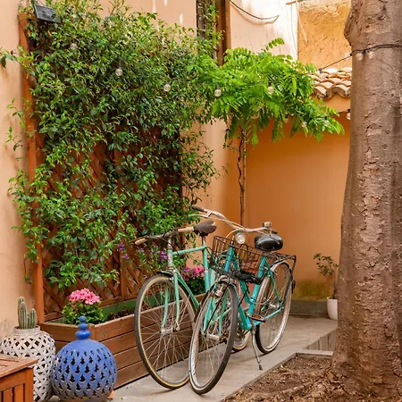 Loft Via Della Scala With Terrace Apartment