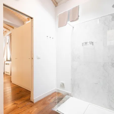 Loft Via Della Scala With Terrace Apartment *